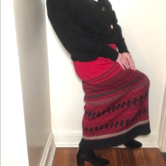 Geiger collections red wool rib knit maxi sweater skirt - Picture 1 of 8